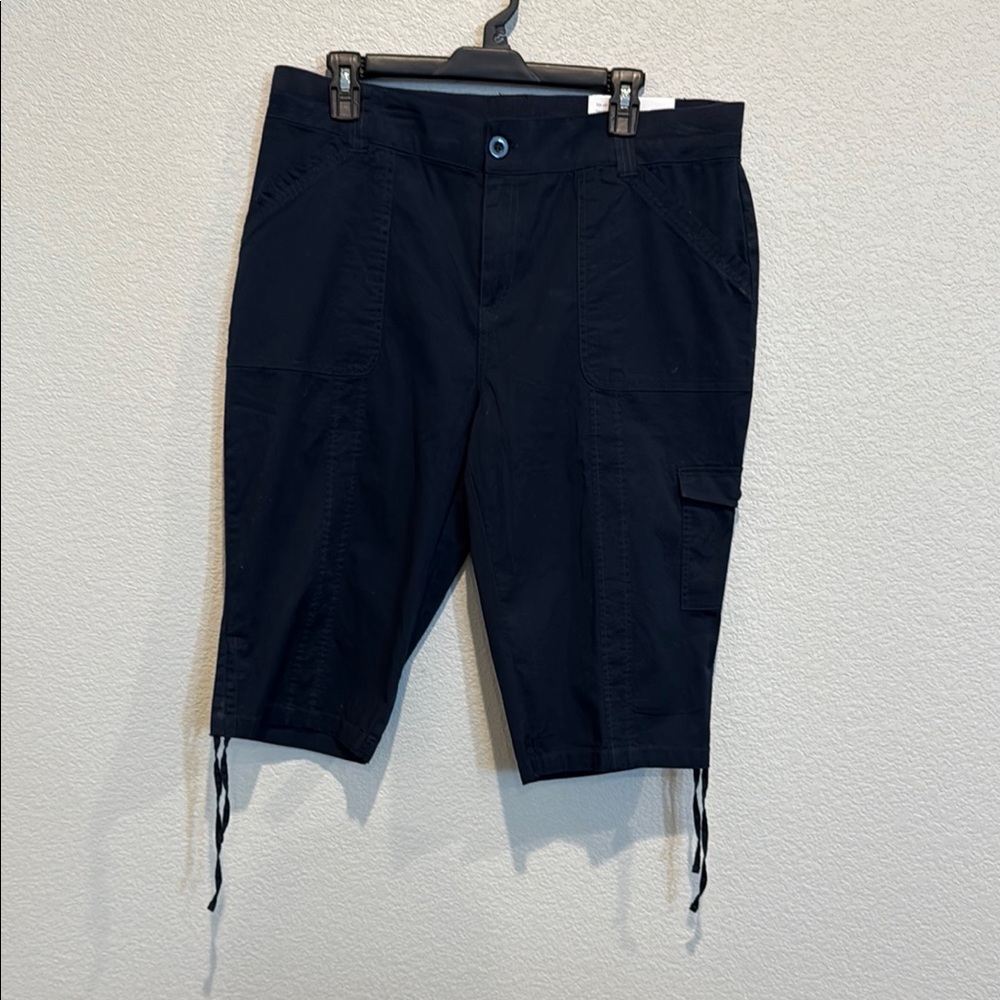 Women's Black Cargo Shorts